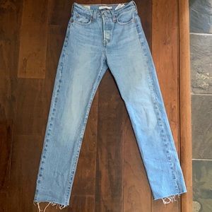 Levi’s wedgie straight fit women’s jeans, waist size 23, length 28